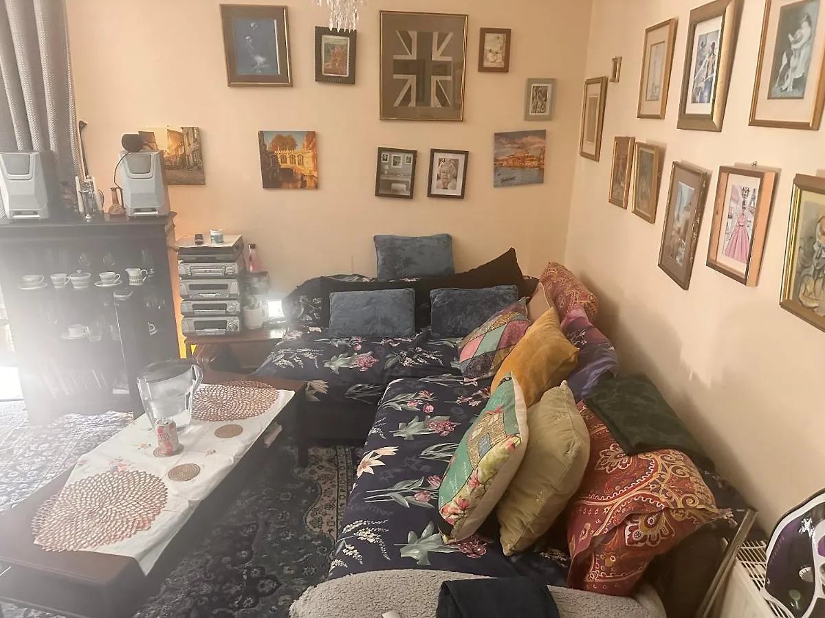 Private Room. In Zone 2 In Cousy Flat London 0*,