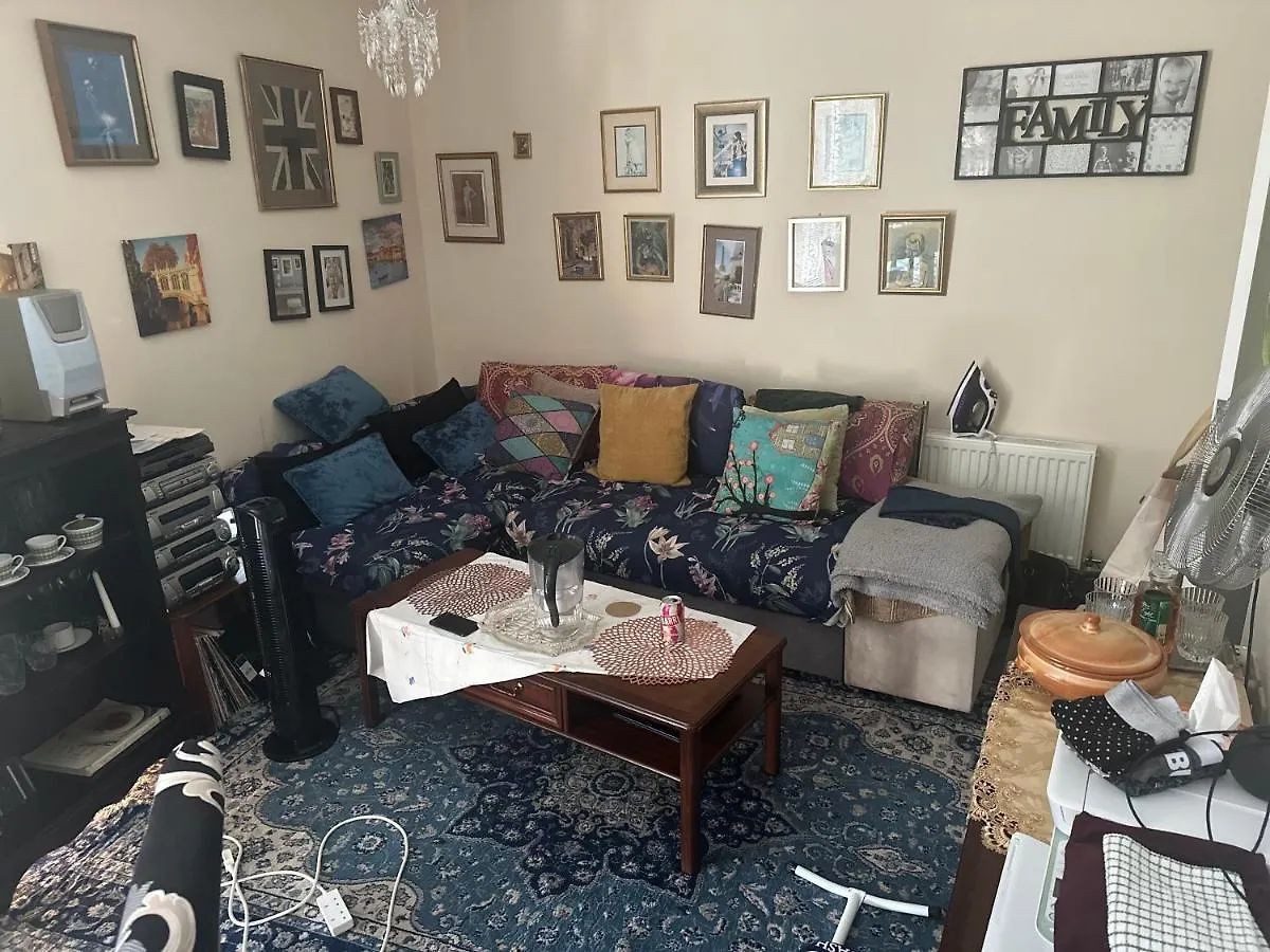 Homestay Private Room. In Zone 2 In Cousy Flat London United Kingdom